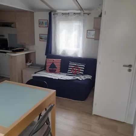Mobilhome 4 Personnes *